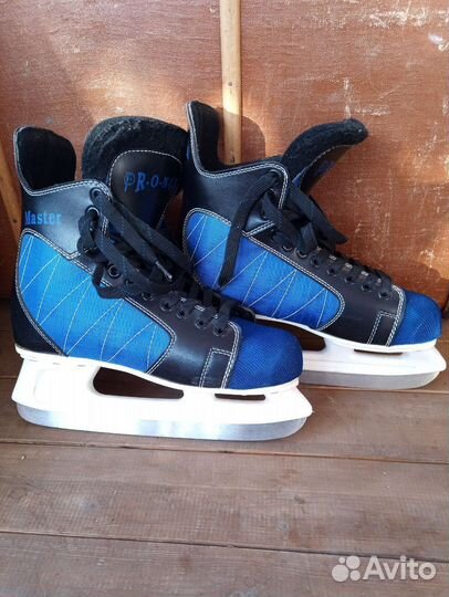 Коньки хоккейные 43 размер