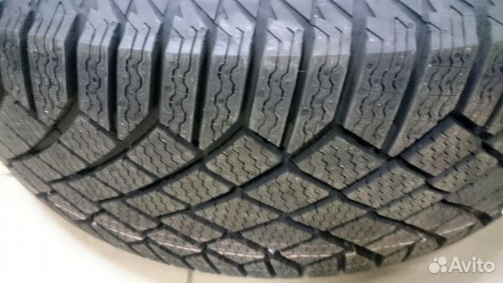 Continental ContiVikingContact 7 295/40 R20 110T