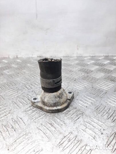 Фланец Toyota Yaris хэтчбэк 5 дв. 1.3 2SZ 2007