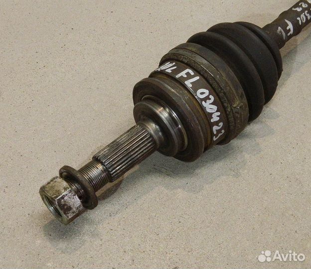 Привод левый Nissan Maxima J30