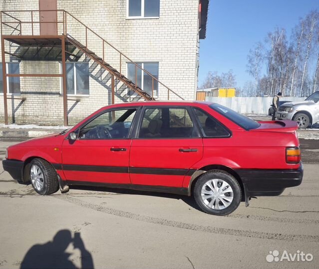 Volkswagen Passat 1.6 МТ, 1990, 174 228 км