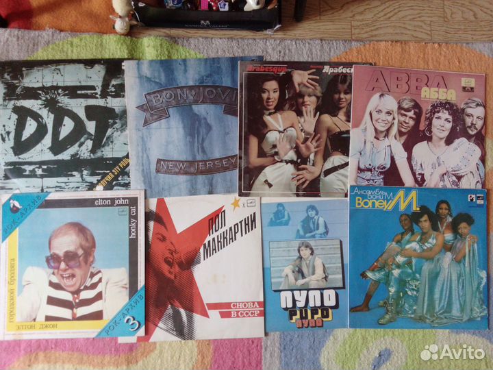 Ретро винил лейблов Pepita, Мелодия