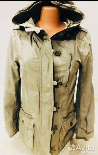 Два больших пакета одежды 44