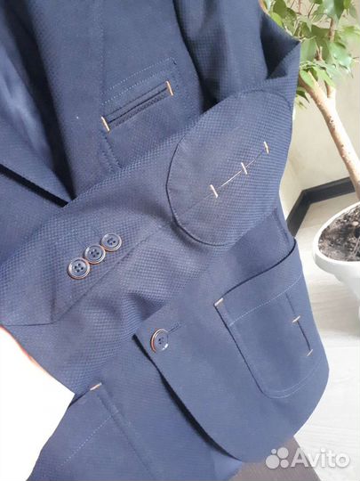 Школьный костюм