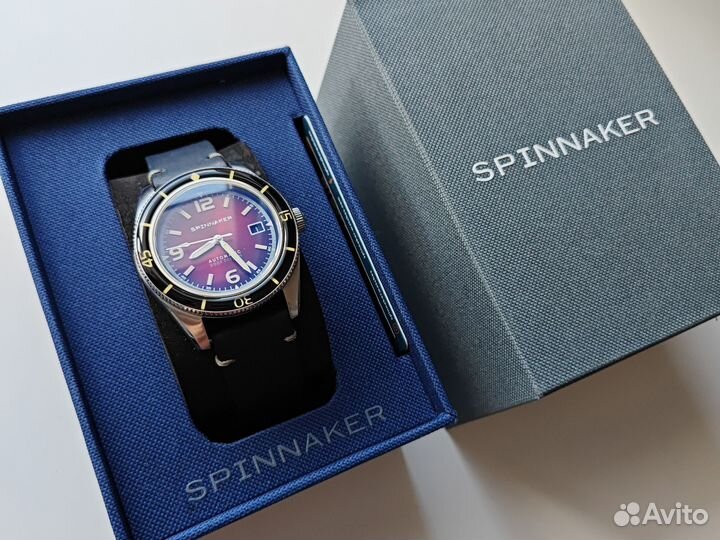 Часы наручные Spinnaker 5055-07