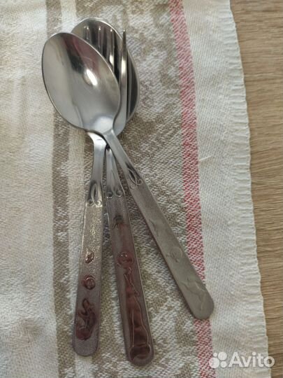 Столовые приборы