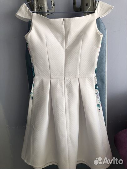 Женское платье