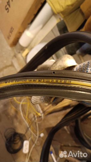 Уплотнитель двери skoda octavia tour