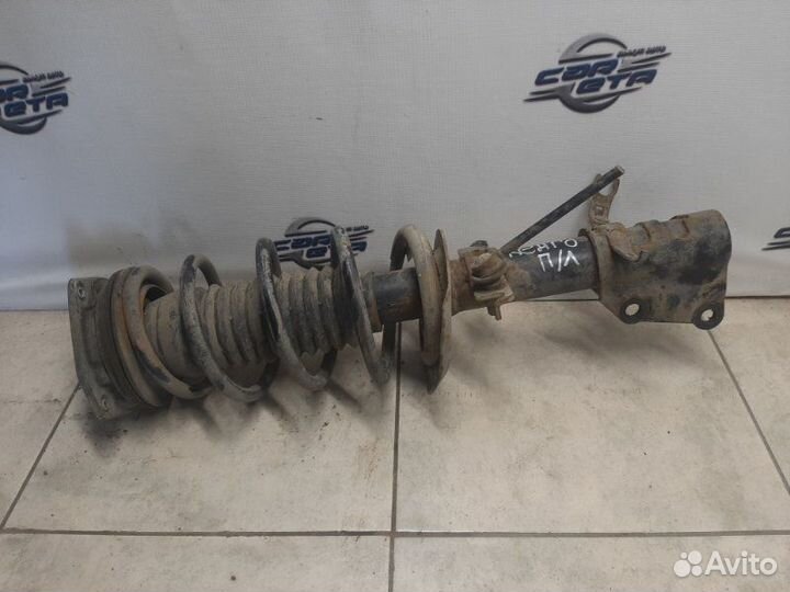 Стойка подвески передняя левая Renault Kangoo