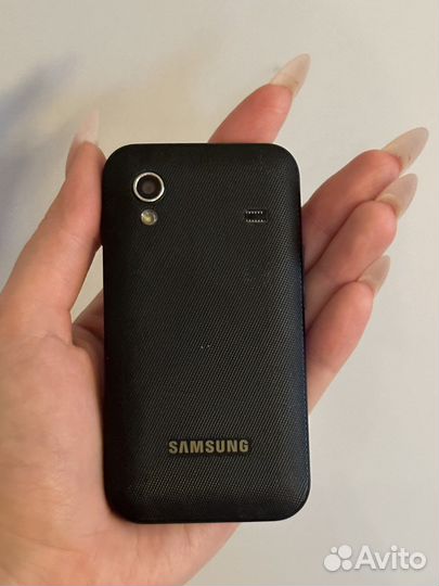 Телефон Samsung GT-S5830
