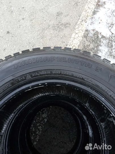 Nokian Tyres Hakkapeliitta 5 215/65 R16
