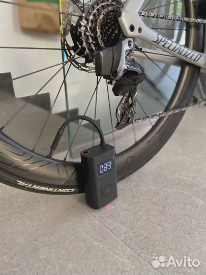 Насос Xiaomi Mi Portable Electric Air Compresssor