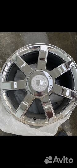 Диски на cadillac escalade r22