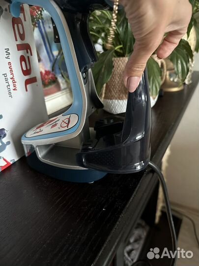 Отпариватель для одежды ручной tefal