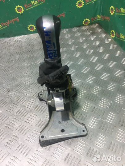 Селектор АКПП Opel Astra H