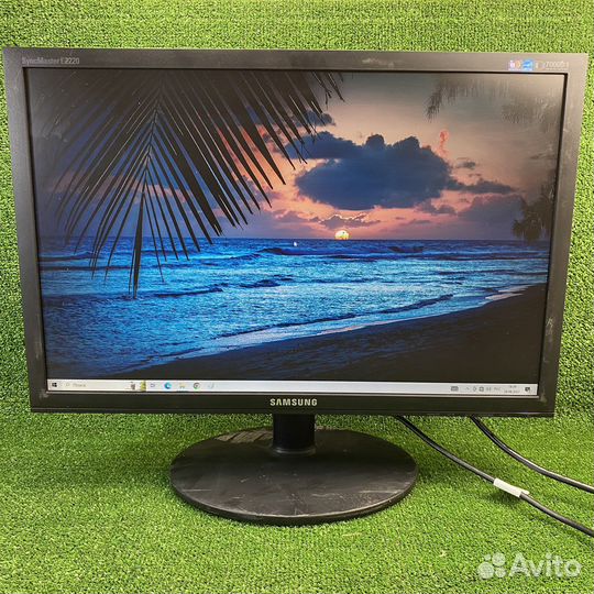 Монитор Samsung syncmaster e2220 2шт