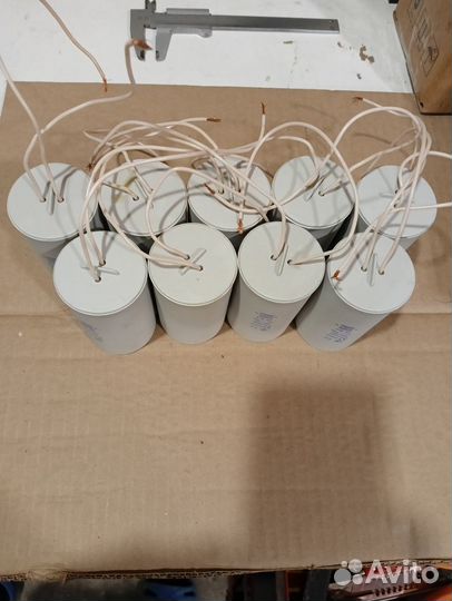 Конденсатор К78-98 60мкФ 450В