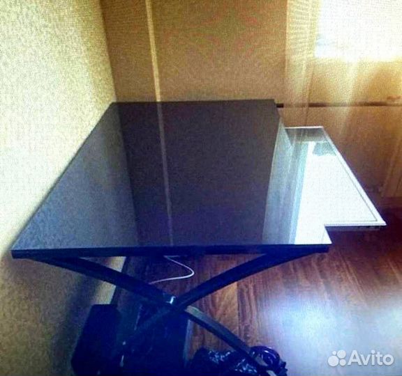 Продам Стеклянный компьютерный стол Sigma-5-Black