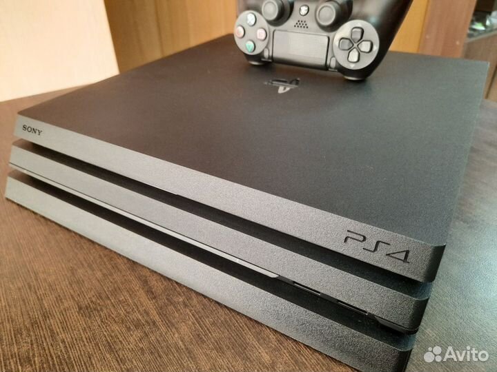 PlayStation 4 Pro 1Tb тихая + 44 игры PS4 PS
