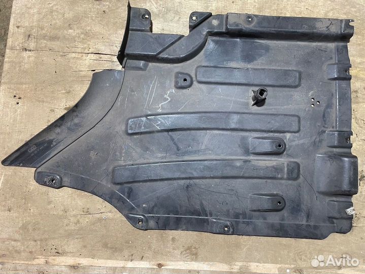 Защита бака левая BMW бмв G02 F98 Г02 Ф98