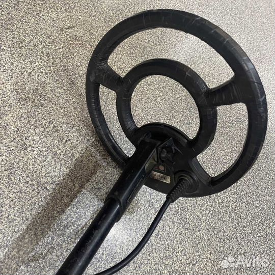 Металлоискатель Minelab X-Terra 305