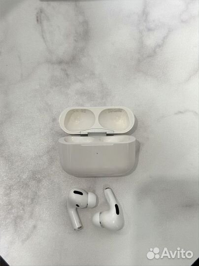 Беспроводные наушники apple airpods pro с подарком