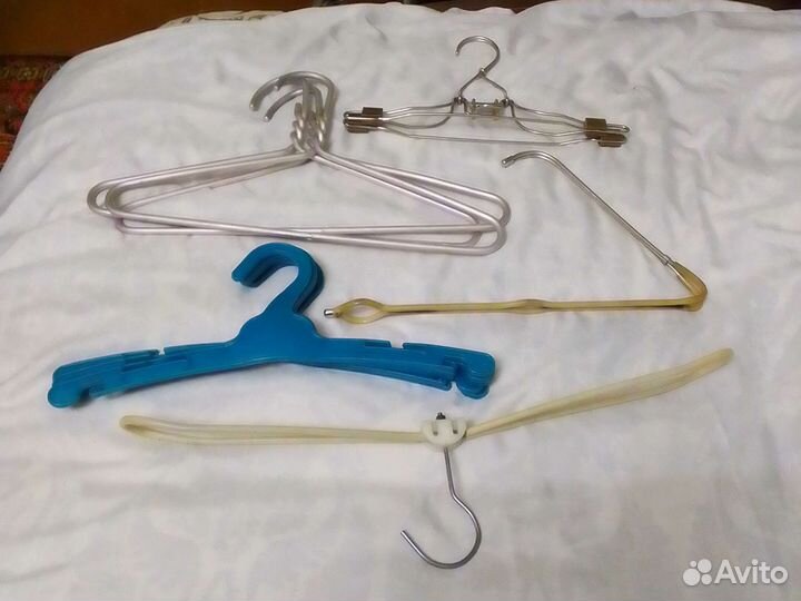 Вешалки плечики
