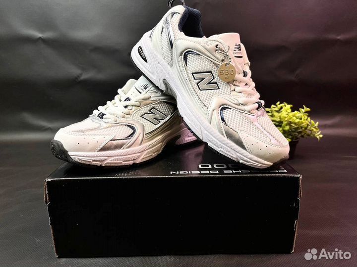 Кроссовки New Balance легкие