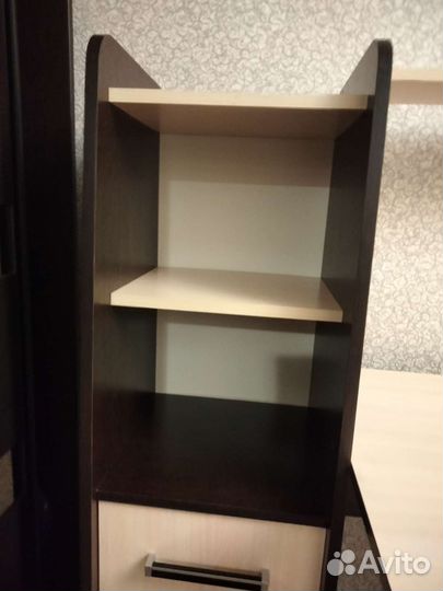 Рабочий стол для школьника бу