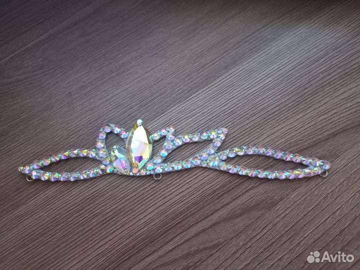 Украшение на пучок для художественной гимнастики