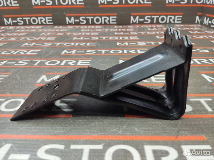 Противооткатный упор Bmw 7-Series E66/65 N62B44A