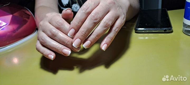 Нужна модель на маникюр