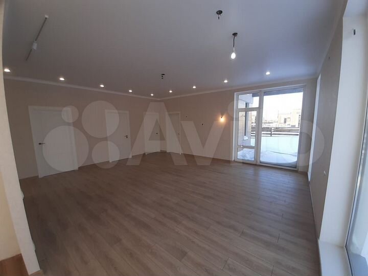 Таунхаус 125 м² на участке 4 сот.