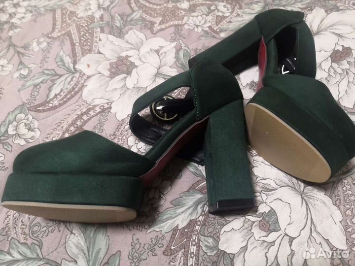 Туфли женские 37 размер новые
