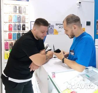 Подработка от 4 ч. в день в салоне связи. Продавец
