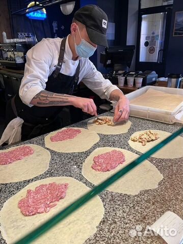 Повар на фабрику кухня