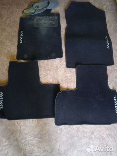 Автомобильные коврики резиновые