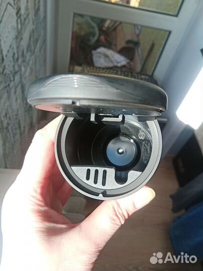 Пепельница автомобильная