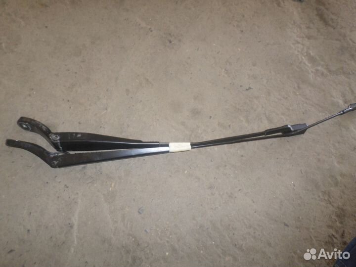 Peugeot 208 дворники передние