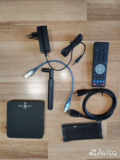 TV приставка Ugoos AM3