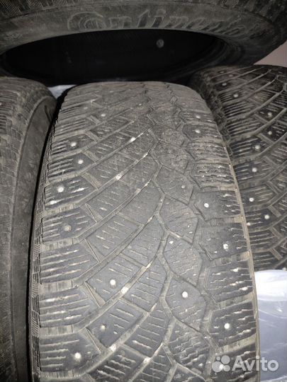 Continental Conti4x4IceContact 235/65 R17