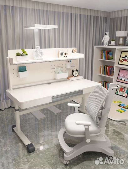 Растущая парта и стул