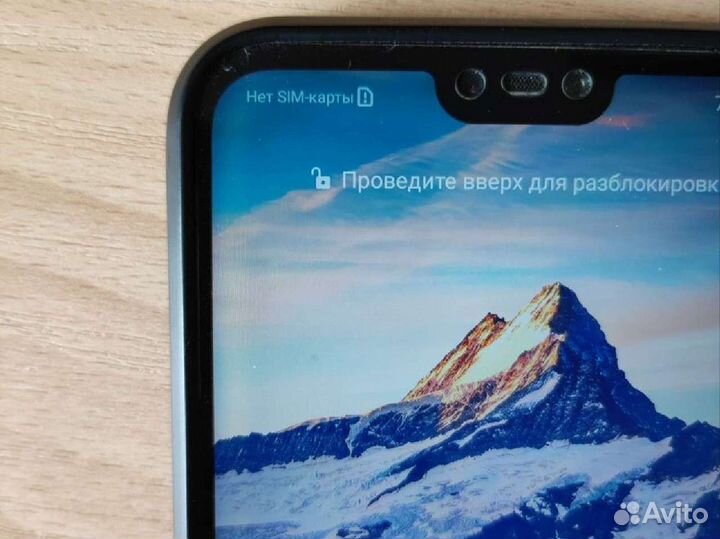 Телефон Huawei p20 lite