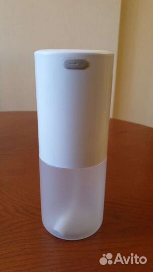 Диспенсер для жидкого мыла