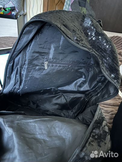 Рюкзак женский с пайктками