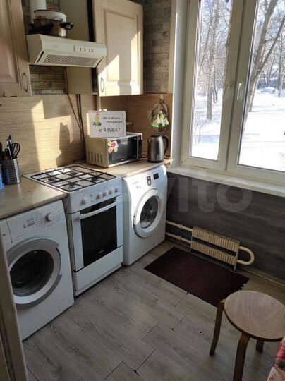 Комната 15 м² в 5-к., 1/9 эт.