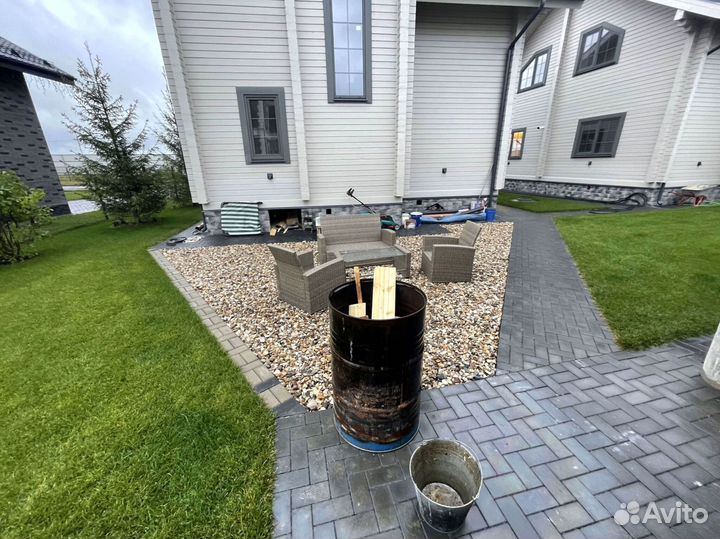 Рулонный газон для малой преддомовой территории