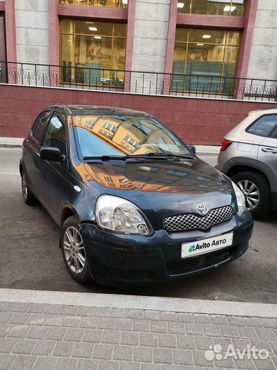 Toyota Yaris 1.0 МТ, 2003, 215 290 км