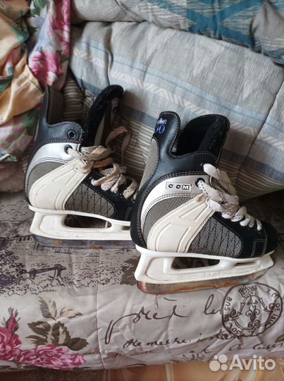 Продам коньки детские