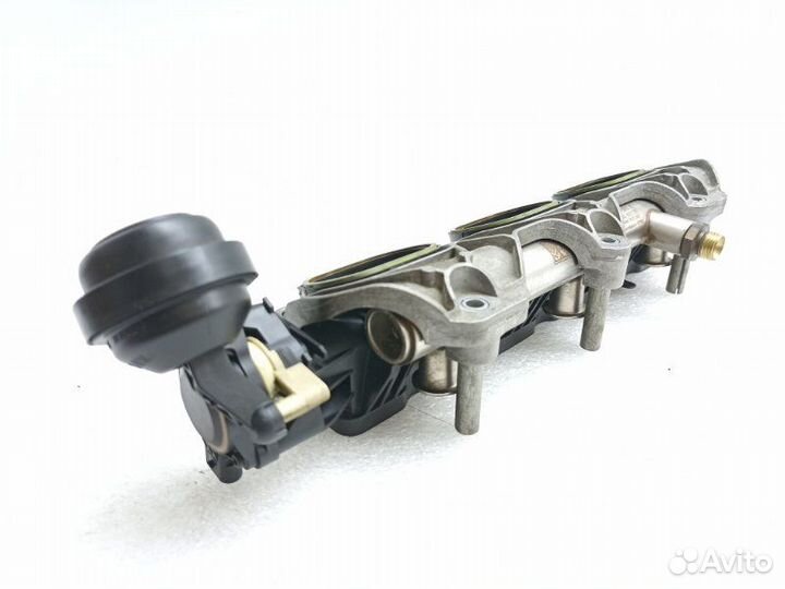 Коллектор впускной правый Audi A6 C6 2.8 CCA 2008